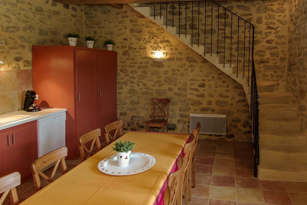 Hotel La Moutiere Colonzelle Zimmer foto